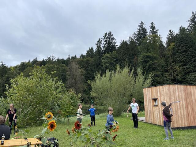 Das zeitgenössische Zirkusfestival "Cirque Neuburck" wurde erstmals beim Töpperschloss ausgetragen. | Foto: Sophia Lindner