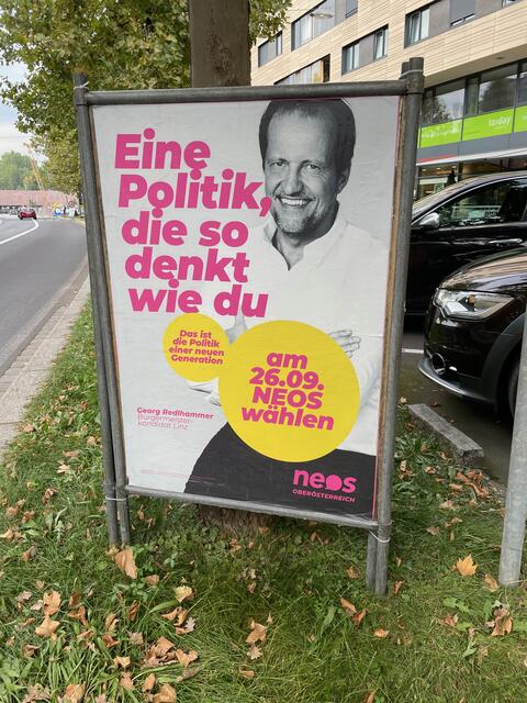 Die jugendliche Botschaft wirkt nicht ganz echt, aber die Komplementärfarben sind schön: 6 von 10 Punkten. | Foto: BRS/Diabl