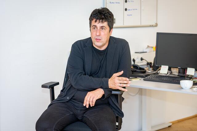Mittlerweile ist die Expertise des Forschungsbüros Menschenrechte rund um Kurt Feldhofer schon bei Kongressen und für Unilehrgänge gefragt. | Foto: Foto Jörgler