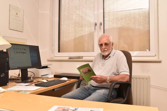 Dorfchronist Adolf Höpperger belebt mit seinen Geschichten die neue Fritzner Gemeinde-Homepage. | Foto: Kendlbacher