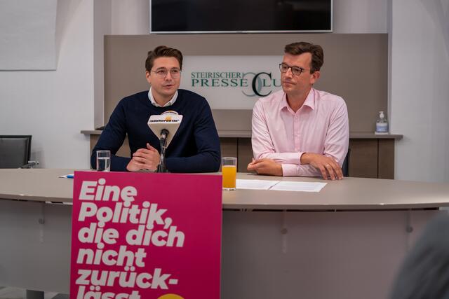 Die Neos fordern Talentschulen für die Steiermark.