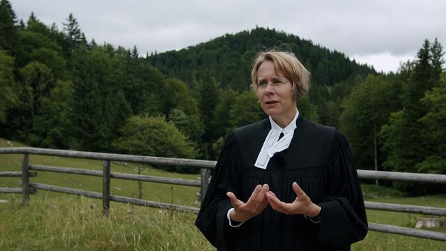 Im Film „Versteckter Glaube“ verfolgten die Filmchronisten die Spuren der Evangelischen in Mitterbach. Im Bild Frau Dr. Birgit Lusche (Pfarrerin Mitterbach).