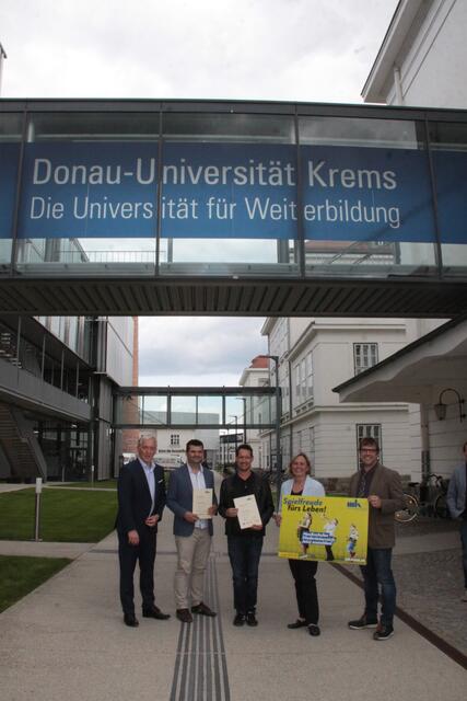 Martin Lammerhuber (K.R.N.), Lukas Reckenzain (Leiter MS Wilhelmsburg), Erich Kirchner Lehrender an der (MS Wilhelmsburg) Michaela Hahn (MKM NÖ), Andreas Weiss (MKM NÖ) | Foto: MKM