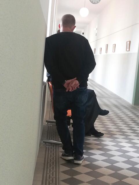 Ein mehrfach Vorbestrafter stand vor Gericht in St. Pölten.