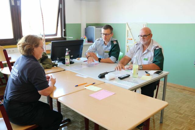 Die Teilnehmer des Bereichfunkbewerbs in Stallhofen stellten ihr Können in Theorie und Praxis unter Beweis.  | Foto: ABI d.V. Artur Holawat