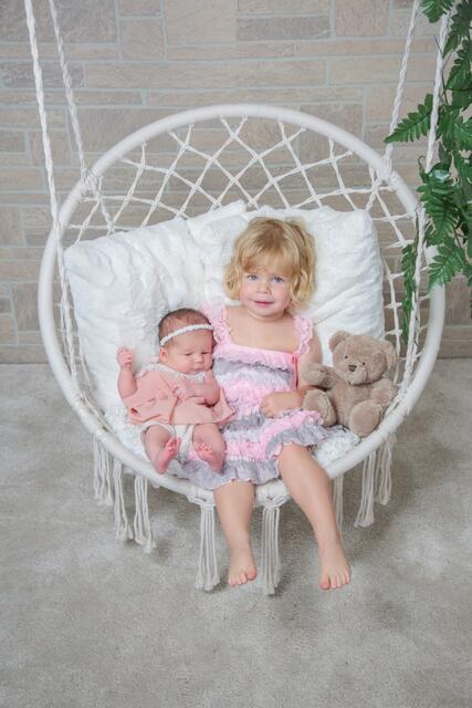 Paula
Geburt: 5. August
52 cm, 3.546 g
Katrin und Gernot Heinisch aus Gralla | Foto: Nina Maierhofer