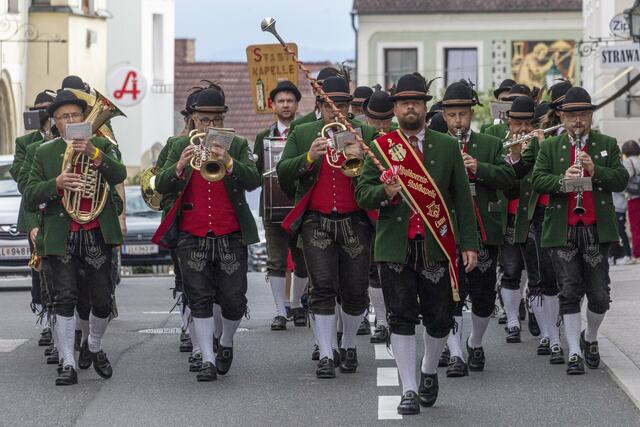 Die Stadtkapelle Enns spielte auf. | Foto: Christoph Huemer