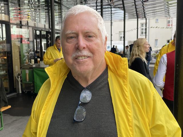 Alois Hufnagl ist in der ÖVP-Ortsgruppe Auhof aktiv und hilft im Wahlkampf mit. | Foto: BRS/Diabl