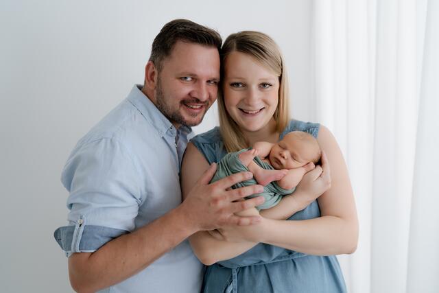 Niklas
Geburt: 21. Juli
51 cm, 3.360 g
Lisa Lambauer und Peter Gödl aus Leibnitz | Foto: Sarah Schrei - Herzfoto