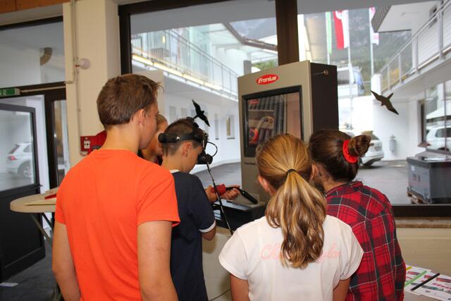 Impressionen vom Berufs-Festival 2019: Dabei kann nach Herzenslust probiert, gebastelt und geübt werden. | Foto: WK Landeck