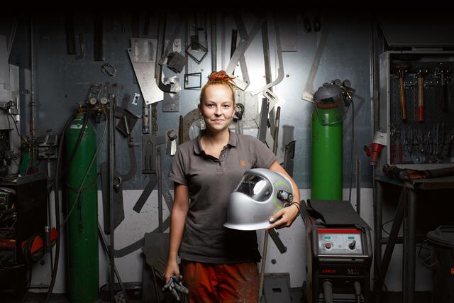 Schinkos Bemühungen der vergangenen Jahre auch Mädchen für technische Berufe zu begeistern, haben sich gelohnt.  | Foto: Schinko GmbH