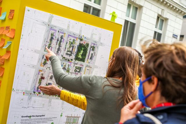 Die Anrainer im Supergrätzel rund um die Herzgasse haben sich über die geplanten Änderungen informiert und Ideen eingebracht.
 | Foto: Harald Schuster