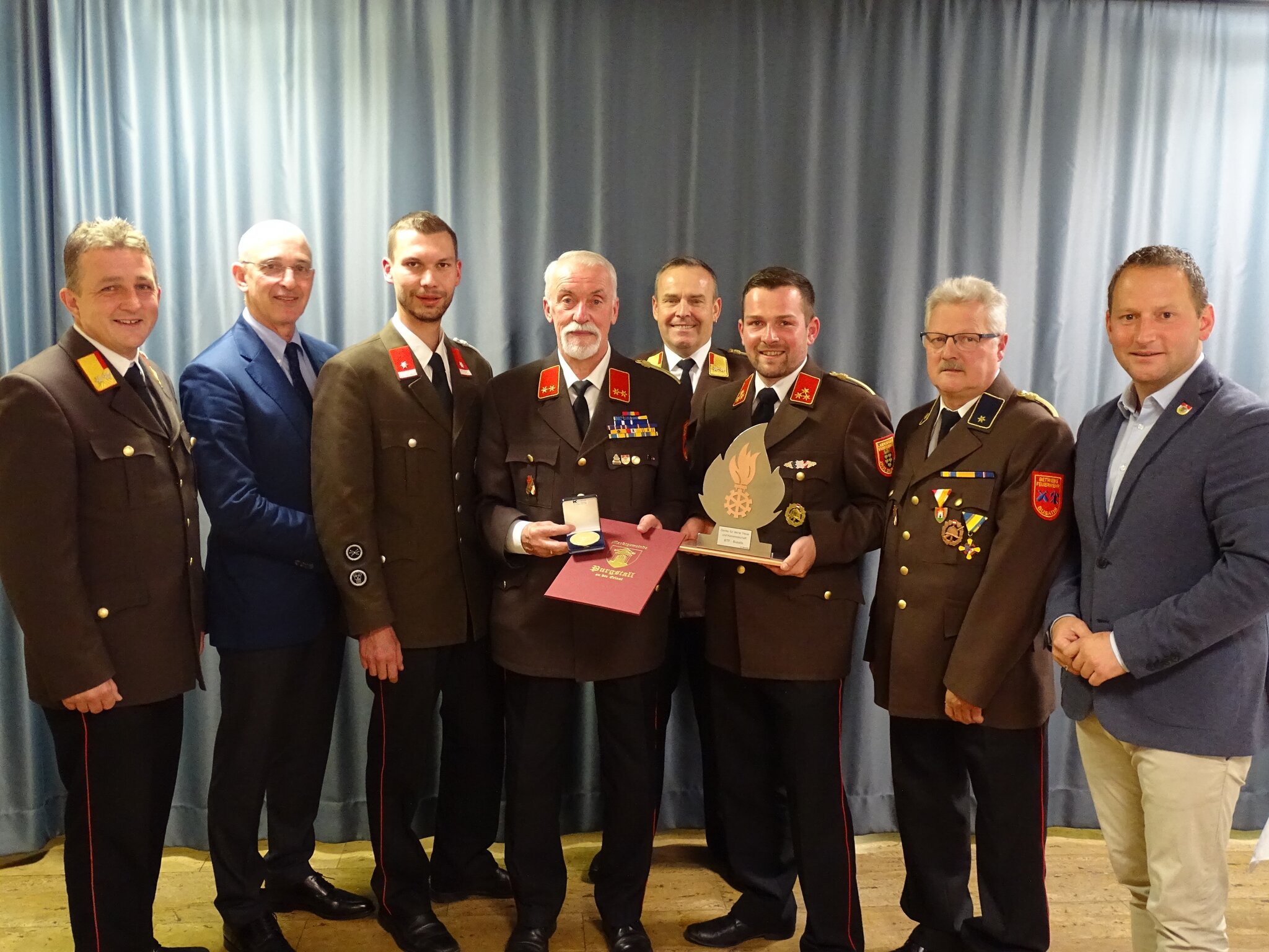 Eine Ära geht zu Ende 30 Jahre Kommandant der Betriebsfeuerwehr