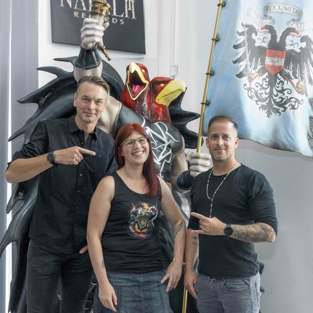 Das Erfolgstrio von Napalm Records: Firmengründer Markus Riedler, Prokuristin Diana Graf, Geschäftsführer Thomas Caser (v.l.).
