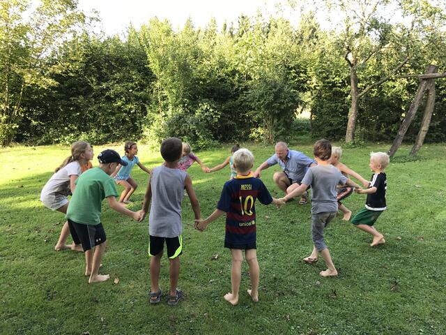 Die Gemeinde Dorf an der Pram erhielt das Qualitätszertifikat "Junge Gemeinde" im November 2020. Dieses Siegel darf es jetzt für die Jahre 2021 und 2022 tragen. | Foto: Gemeinde Dorf an der Pram