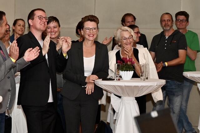 Freude über Zugewinne bei Grünen-Spitzenkandidatin Eva Schobesberger. | Foto: BRS