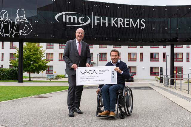 IMC FH Krems Geschäftsführer Dr. Karl Ennsfellner mit dem WACA Projektleiter Werner Rosenberger, MSc.
 | Foto: IMC FH Krems