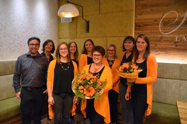 Der Chor "inwendig woarm" feiert 20-jähriges Bestehen: Der neue Vorstand lädt zu den beiden Konzerten ins Musium in Reinsberg. | Foto: Roland Mayr