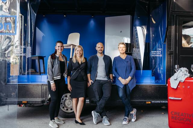 Von links: Hannah Husar (Creative Region), Stadträtin Doris Lang-Mayerhofer (AR Vorsitzende Creative Region), Geschäftsführer Georg Tremetzberger und Elisabeth Mayr-Kern (AR Creative Region). | Foto: Nina Danninger