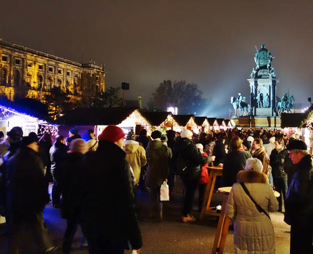 Weihnachtsdorf Maria Theresien Platz, wie wird heuer kontrolliert?