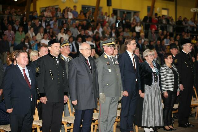 Rund 800 Festgäste waren bei der Angelobung in St. Martin im Sulmtal | Foto: Bundesheer Events, Grebien