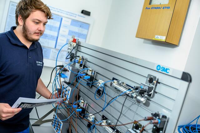 Top-Ausbildung bei Busatis: Sechs Lehrberufe stehen zur Auswahl. | Foto: Busatis