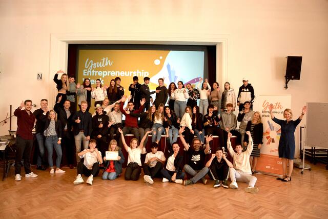 Coole Ideen für eine grüne Zukunft: Die Schülerinnen und Schüler der BHAK Fürstenfeld nahmen an der Youth Entrepreneurship Week teil.