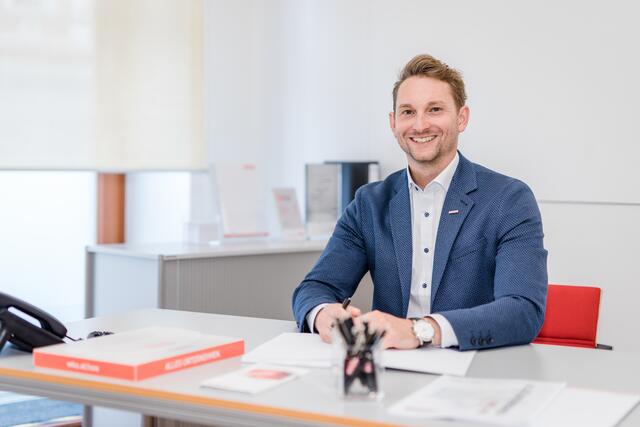 „Mit 522 Unternehmen in Linz-Land, die insgesamt 2035 Lehrlinge ausbilden sind wir der drittstärkste Ausbilderbezirk in Oberösterreich", so Jürgen Kapeller | Foto: Christian Redtenbacher - Elephants 5