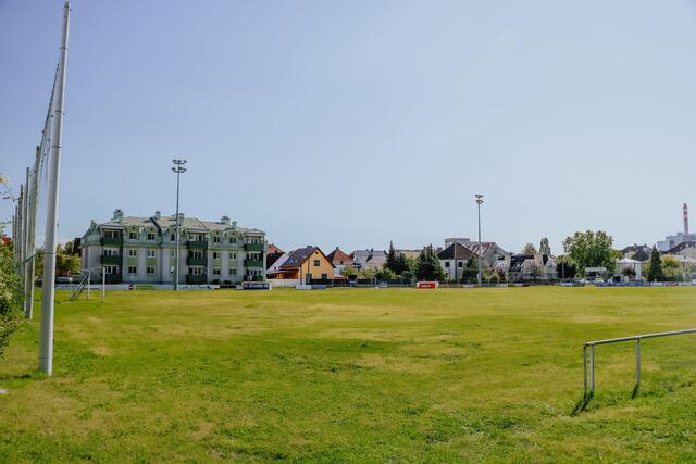 Die Abbrucharbeiten beginnen.  | Foto: Raumposition/E. Winter