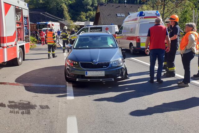 Stau gab es nach dem Unfall in Eppenstein. | Foto: FF Weißkirchen