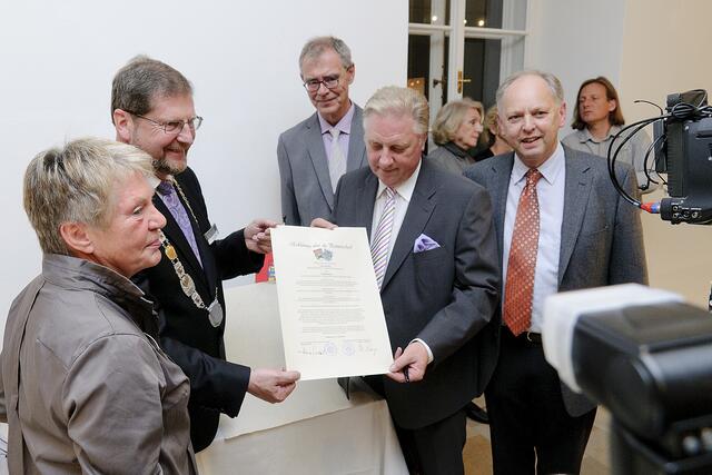 Die Partnerschaftserklärung zwischen Tornesch und Gmunden. | Foto: Stadtgemeinde Gmunden