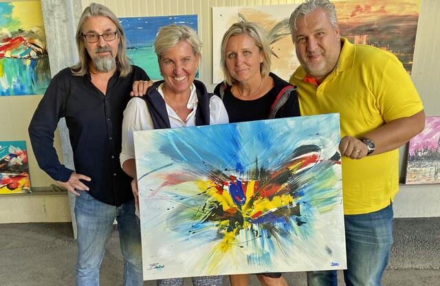 Markus Bucsek mit Dr. Christiane Loinig-Velik &amp; Roland Loinig-Velik und Mag. Elke Körner.