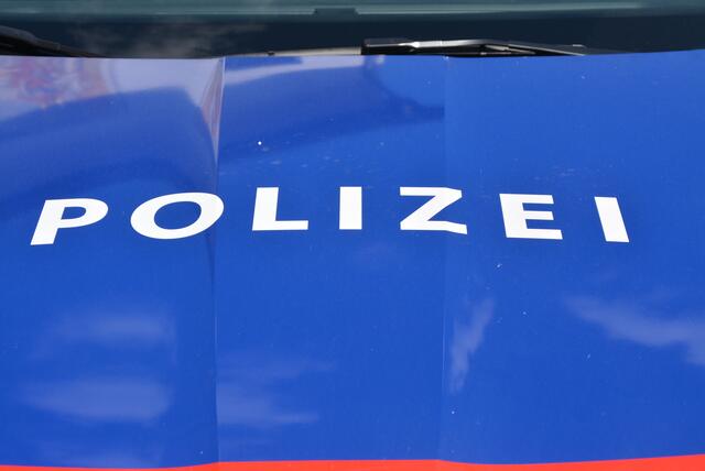 Bei einem Unfall entstand Totalschaden (SYMBOLBILD). | Foto: BBL
