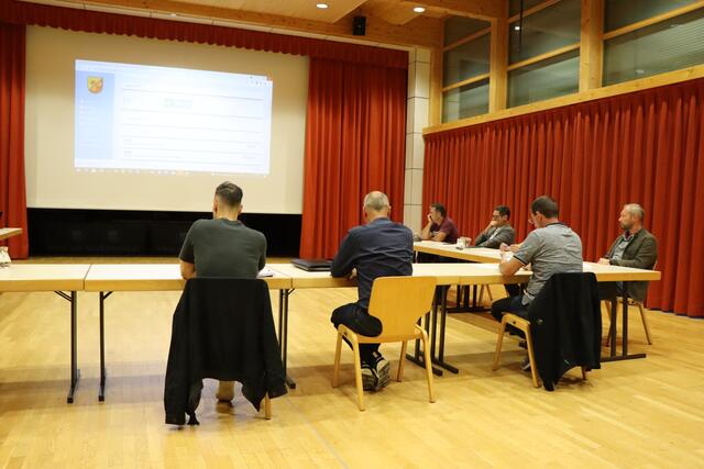 Gemeinderatssitzung am 27. September in Schönwies. | Foto: Othmar Kolp