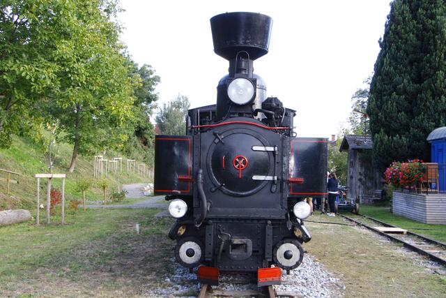 Die Feistritztalbahn stand zwar am Bahnhof Anger, ob sie für touristische Zwecke nochmals in Fahrt kommt, steht noch in den Sternen.