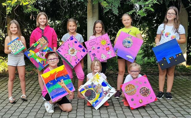 Auch die Kinder der zweiten Workshop-Gruppe hatten große Freude mit ihren Arbeiten | Foto: Lara Stathopoulos