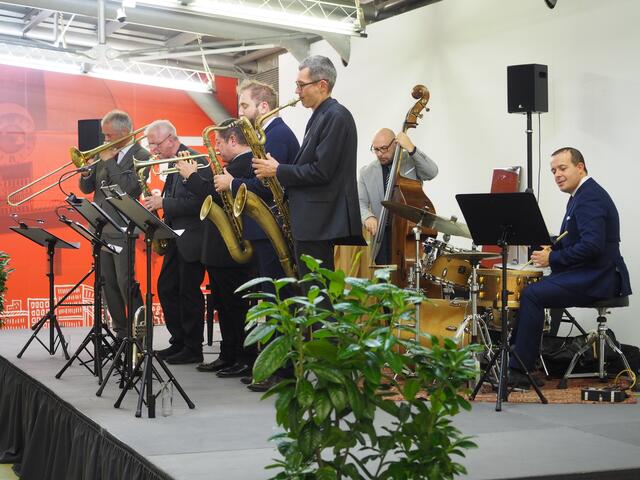Die "Bernd Reiter Allstars" bei ihrem grandiosen Auftritt in der Kunsthalle Leoben. | Foto: Gaube