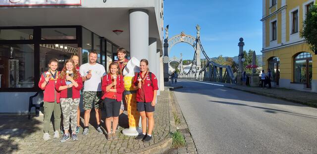 Das Eis aus dem Unkraut schmeckte nicht nur den Pfadfindern gut. Es war schnell ausverkauft.
