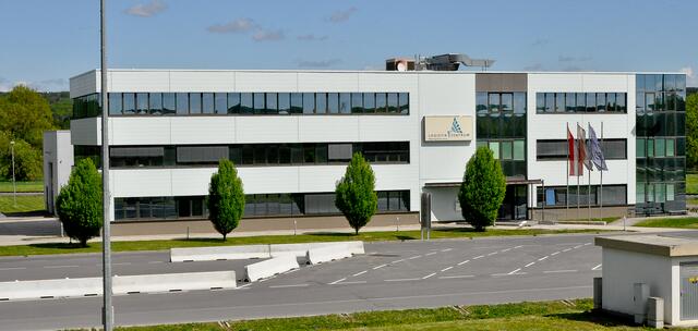 Das Verwaltungsgebäude des Wirtschaftsparks gehört nun der Firma Solarel. | Foto: Wirtschaftspark Heiligenkreuz