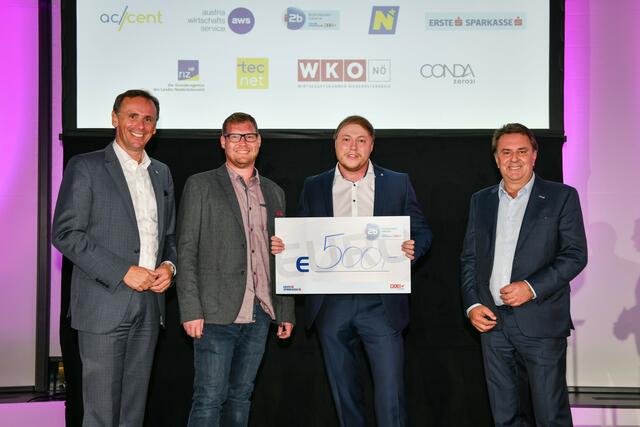 Wirtschaftslandesrat Jochen Danninger, Matthias Dollfuss, Maximilian Horvatits Ikonity, WKNÖ Präsident Wolfgang Ecker | Foto: Rudolf Schmied