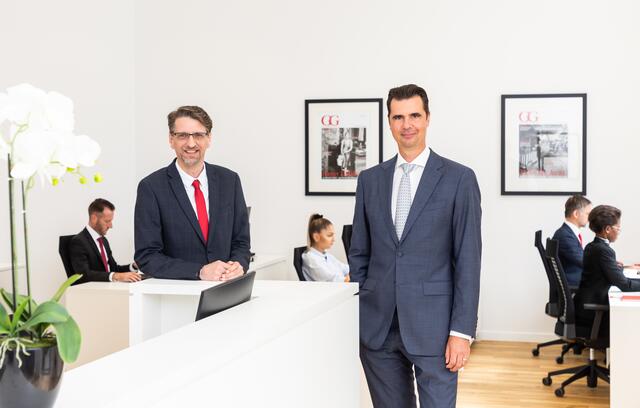 Harald Martich (r.) von Engel & Völkers kennt den Grazer Immobilienmarkt wie kaum ein anderer.