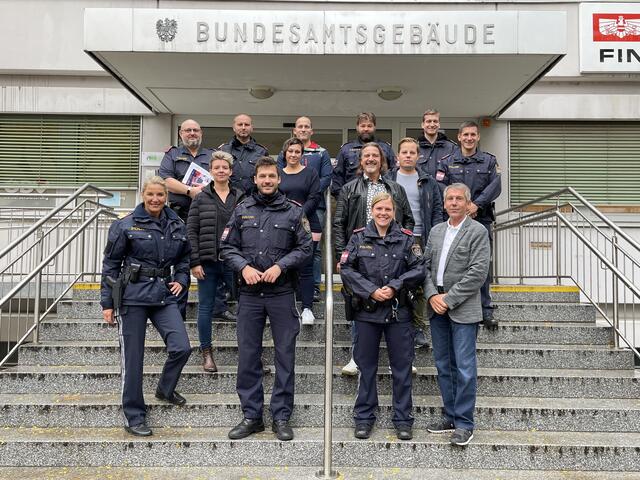 Am Bundespolizeikommando in der Tullner Albrechtsgasse besprechen die Beamten die Sicherheit im Bezirk.