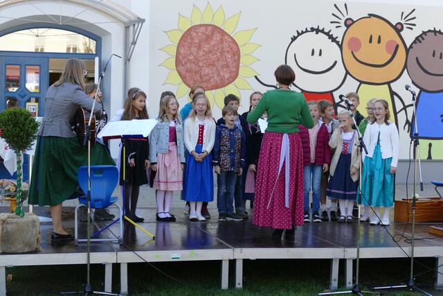 Der Kinderchor der Volksschule Wies. | Foto: Rosemarie Waltl