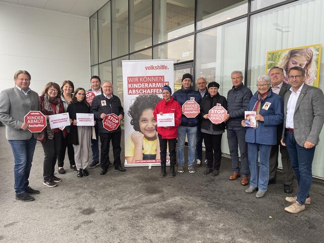 Zahlreiche Vertreter aus der Region setzen sich für dieses Projekt ein. | Foto: Wiedner