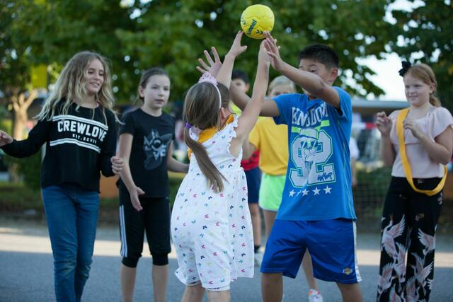 Wer hat den Ball? | Foto: KK