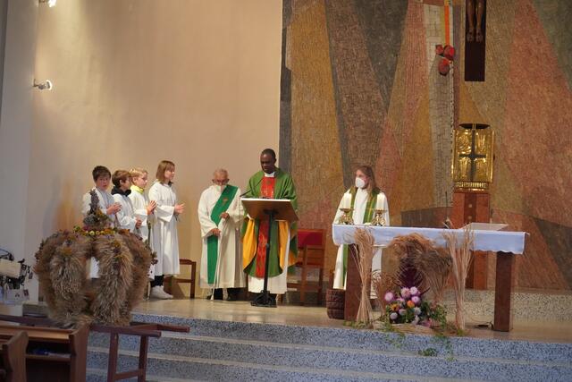 Feierlicher Gottesdienst in der Pfarrkirche Pamhagen | Foto: Andrea Glatzer