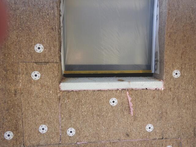 Bei einem Passivhaus sollte man ein besonderes Augenmerk auf die Ökobalance der Baustoffe werfen.