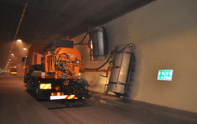 Die Asfinag putzt im Gleinalmtunnel durch: Pro Tunnelröhre ist Sperre von jeweils zwei Nächten erforderlich. | Foto: Asfinag