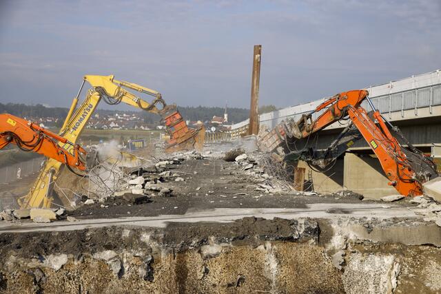 Im Hintergrund ist die Gemeinde Wundschuh zu sehen. | Foto: ÖBB/Chris Zenz