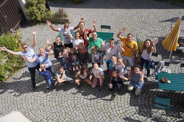 Die sechs betroffenen Familien aus Wien und NÖ kamen zusammen, um sich über den Umgang mit Neurofibromatose auszutauschen. | Foto: NF Kinder